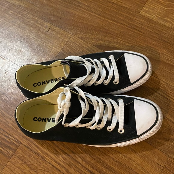 Converse - Picture 1 of 5